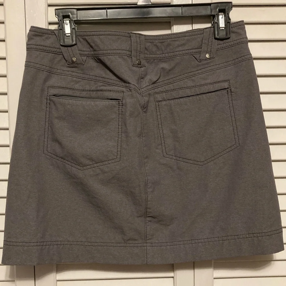 Athleta Grey Take a Hike Mini Skirt Snap Sides Style Size 4 - Picture 9 of 9